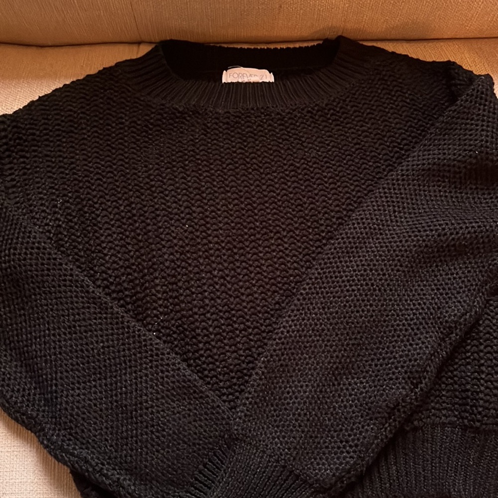 Forever 21 Black Crew Neck Sweater - Picture 5 of 5